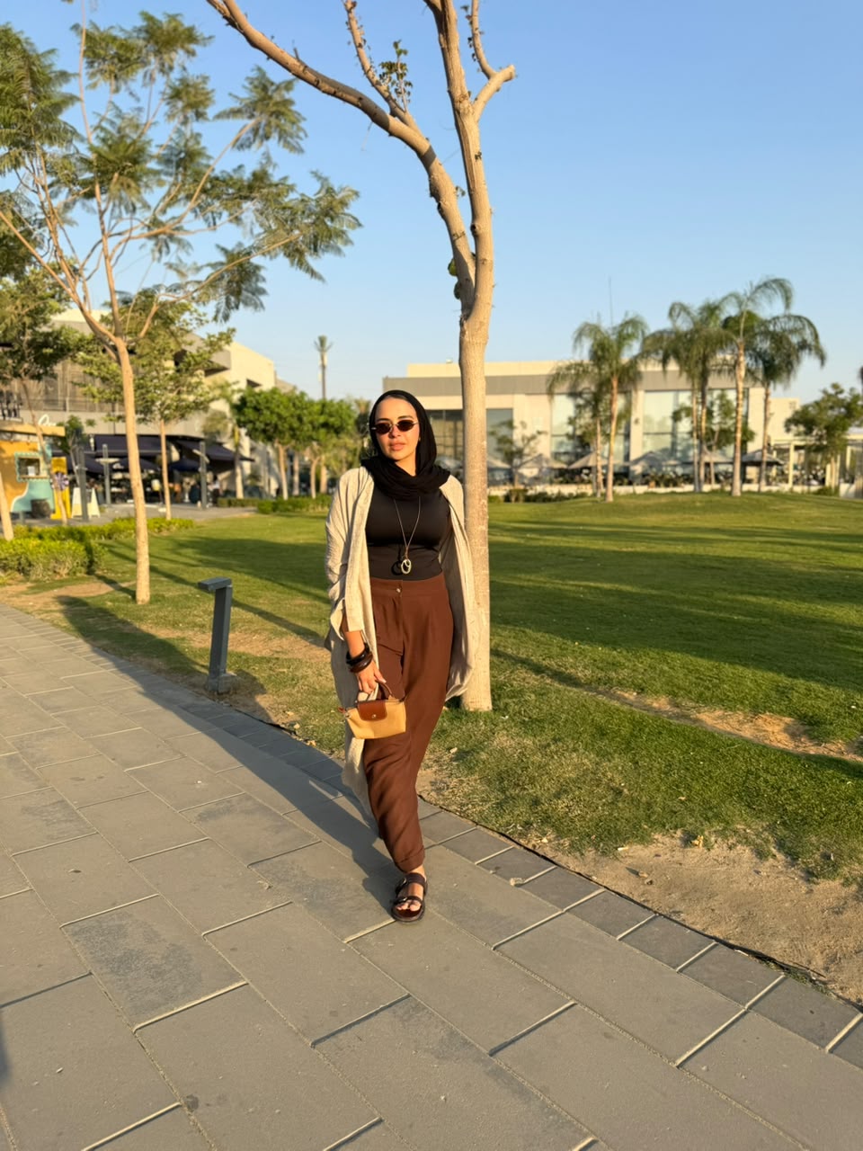 Qahwa Linen Pants